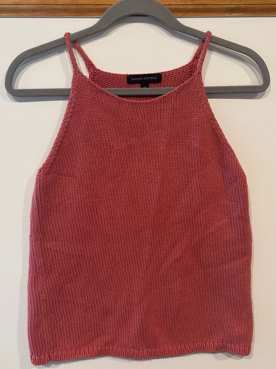 Banana Republic Tops - Banana Republic Rose Knit Sweater Tank Top - Women’s Medium